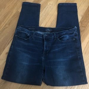 !!$5 sale!! Lucky Brand jeans